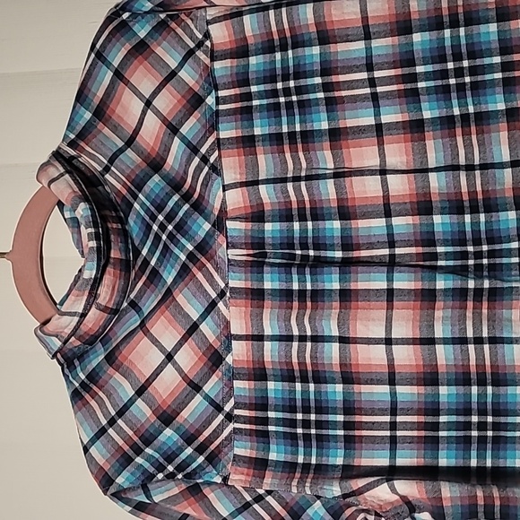 Universal Thread Goods Co. Long Sleeve Plaid Button-Up (XL) - Picture 6 of 10